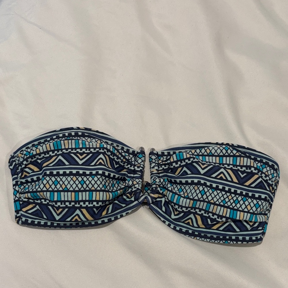 Kirra Navy and Light Blue Geometric Bikini Top